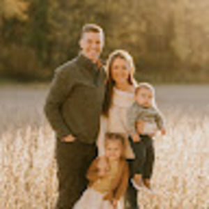 Meet your Posher, Whitney